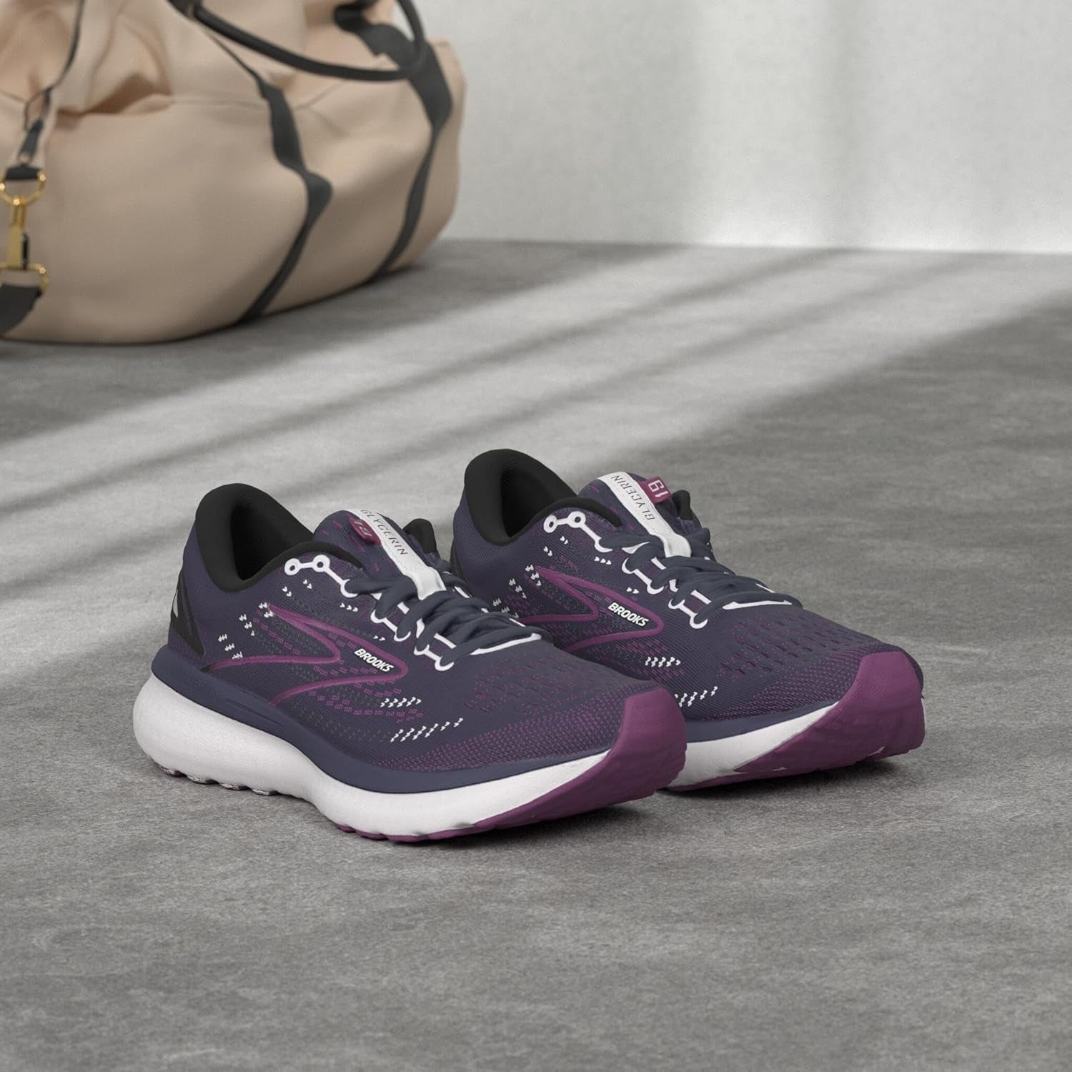 Women'S Glycerin 19 Neutral Running Shoe